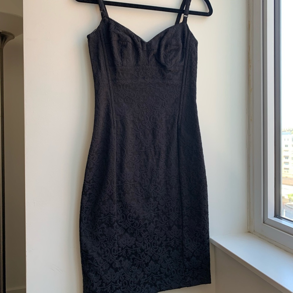 Body hugging Black dress with printed bustier